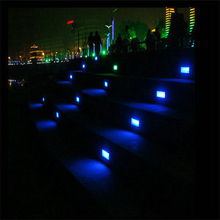 绿色高效出行新选择 太阳能LED交通信号灯的优势解析